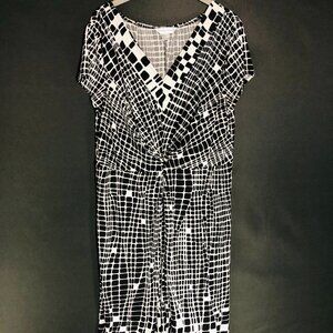 Christopher & Banks Twist Front Midi Dress Black White 14